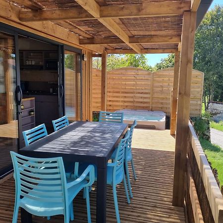 Les Lodges D'Emeraude Maisod Экстерьер фото