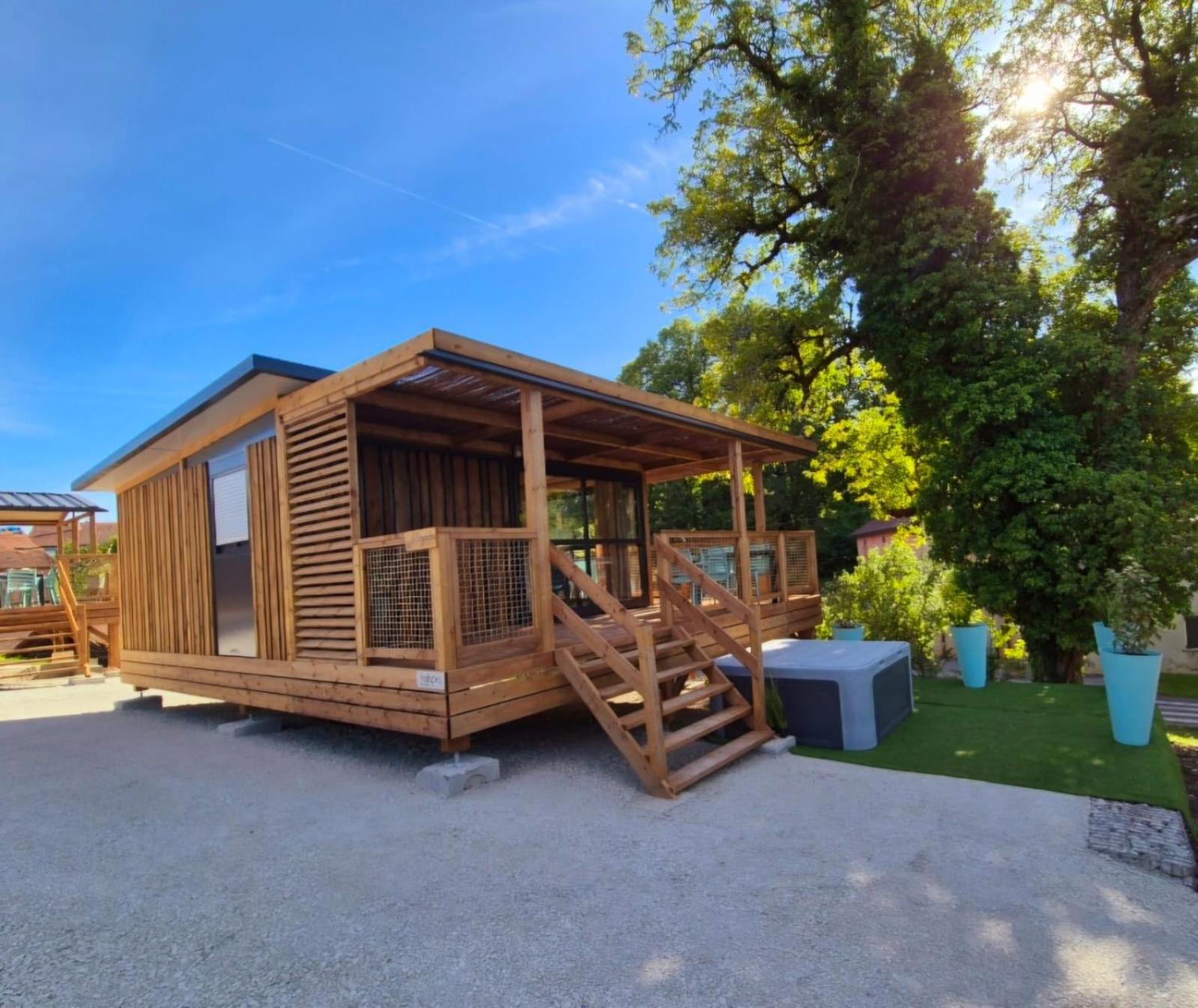 Les Lodges D'Emeraude Maisod Экстерьер фото